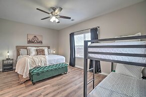 Family-friendly Branson Condo ~ 3 Mi to Strip