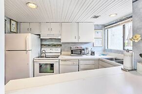 Patio & Walk to Beach: Hilton Head Island Townhome