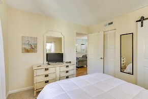 Walk to Beach: Hilton Head Condo w/ Pool Access