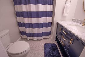 Walk to Hilton Head Island Beach: Villa w/ Balcony