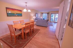 Walk to Hilton Head Island Beach: Villa w/ Balcony