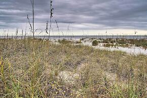 Walk to Folly Field Beach: Hilton Head Condo