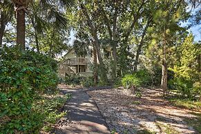 Walk to Coligny Beach: Tropical Hilton Head Condo