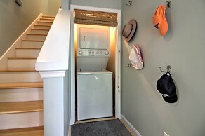 Half-mi to Coligny Beach: Hilton Head Resort Condo