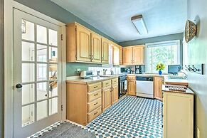 Idyllic Springfield Haven w/ Screened Porch!