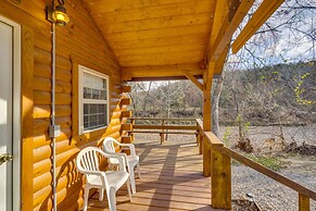 Creek Views & Grill: Idyllic Florence Cabin