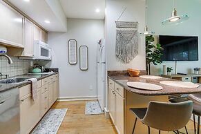 Walk to South Beach: Idyllic Sea Pines Villa!