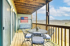 Inviting Branson West Condo w/ Pool Access