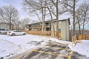 Inviting Branson West Condo w/ Pool Access