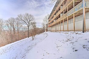 Inviting Branson West Condo w/ Pool Access