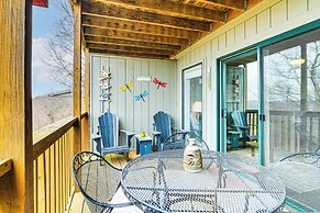 Inviting Branson West Condo w/ Pool Access