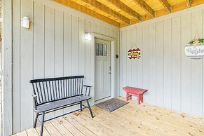 Inviting Branson West Condo w/ Pool Access