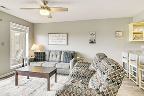 Inviting Branson West Condo w/ Pool Access