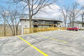 Inviting Branson West Condo w/ Pool Access