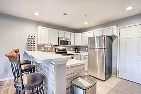 Beach & Pool Access: Lake of the Ozarks Condo!