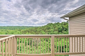 Bright Branson Vacation Rental w/ Balcony & Views!