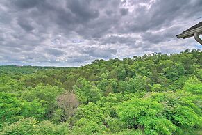 Bright Branson Vacation Rental w/ Balcony & Views!