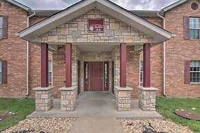 Bright Branson Vacation Rental w/ Balcony & Views!