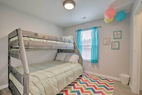 Bright Branson Vacation Rental w/ Balcony & Views!