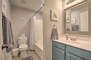 Bright Branson Vacation Rental w/ Balcony & Views!