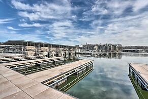 < 1 Mi to Margaritaville Resort: Osage Beach Home!