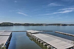 Pool Access & Boat Slip: Lake Ozark Condo!