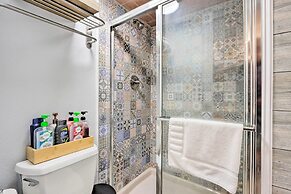 2 Mi to Margaritaville: Lake of the Ozarks Home!