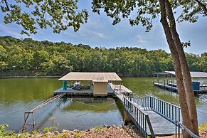 2 Mi to Margaritaville: Lake of the Ozarks Home!