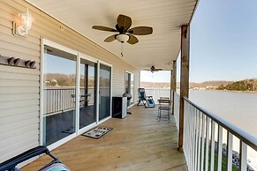 Lakefront Ozark Condo w/ Spacious Balcony!