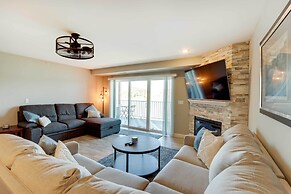 Lakefront Ozark Condo w/ Spacious Balcony!