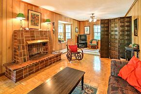 Lakefront Mountain Rest Cottage w/ Gas Fireplace!