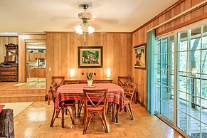 Mountain Rest Cottage w/ Gas Fireplace!