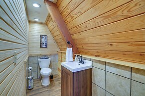 Lakefront A-frame Cabin With Community Perks