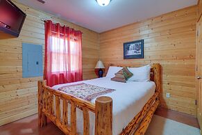 Lakefront Columbia Cabin w/ Porch & Shared Dock