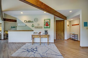 Lakefront Osage Beach Home w/ Community Pool!