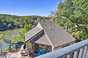 Lakefront Osage Beach Home w/ Community Pool!