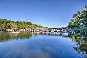 Lakefront Osage Beach Home w/ Community Pool!