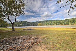 Lakefront Table Rock Home With Fire Pit!