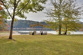 Lakefront Westminster Retreat w/ Boat Dock!