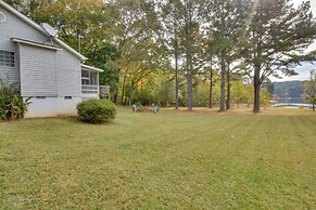 Lakefront Westminster Retreat w/ Boat Dock!