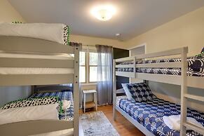 Lakefront Westminster Retreat w/ Boat Dock!