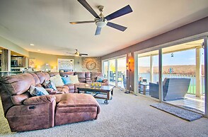 Stunning Lake Views: Spacious Osage Beach Condo!