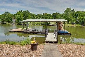 'lazy RS Lakehouse' w/ Hot Tub & Dock in Warsaw!