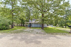 'the Lakehouse' Lovely Wappapello Country Home!