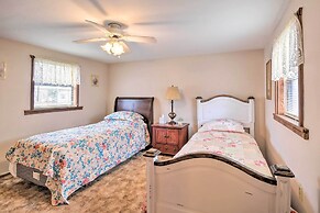 'the Lakehouse' Lovely Wappapello Country Home!