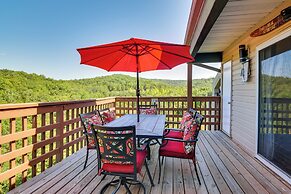 Lake Access & Pool: Branson Condo - 2 Mi to Marina