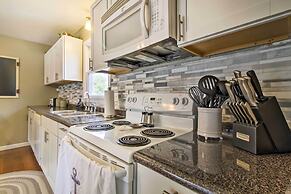 Modern Abode w/ Patio ~ 1 Mi to Stockton Lake!