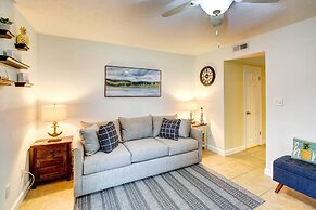 Lovely Myrtle Beach Townhome: Steps to Beach