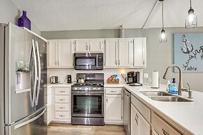 Table Rock Lake Home w/ Lake Access & Views