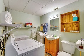 Table Rock Lake Home w/ Lake Access & Views